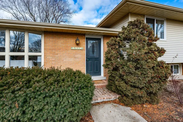 Front entry of a side-split home