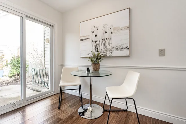 Breakfast nook by the patio door